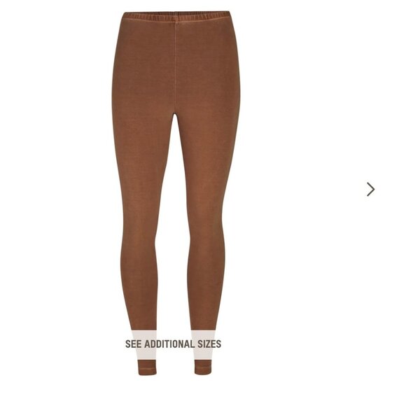 NWT Skims Outdoor Legging in Camel size XL - Picture 2 of 7